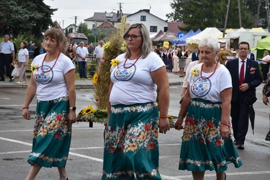 Dożynki powiatu biłgorajskiego w Potoku Górnym - galeria zdjęć