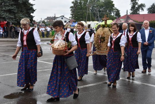 Dożynki powiatu biłgorajskiego w Potoku Górnym - galeria zdjęć