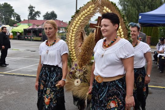 Dożynki powiatu biłgorajskiego w Potoku Górnym - galeria zdjęć