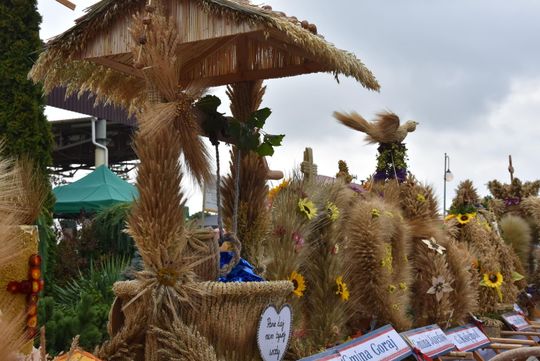 Dożynki powiatu biłgorajskiego w Potoku Górnym - galeria zdjęć