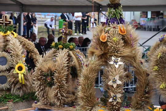 Dożynki powiatu biłgorajskiego w Potoku Górnym - galeria zdjęć Dożynki powiatu biłgorajskiego w Potoku Górnym - galeria zdjęć