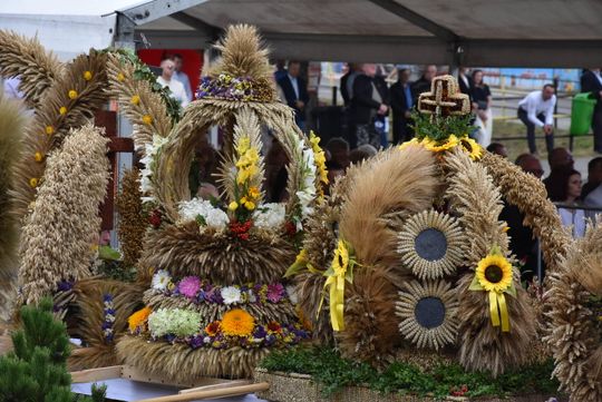 Dożynki powiatu biłgorajskiego w Potoku Górnym - galeria zdjęć
