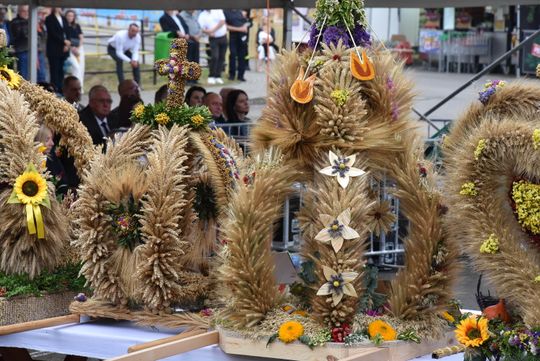 Dożynki powiatu biłgorajskiego w Potoku Górnym - galeria zdjęć