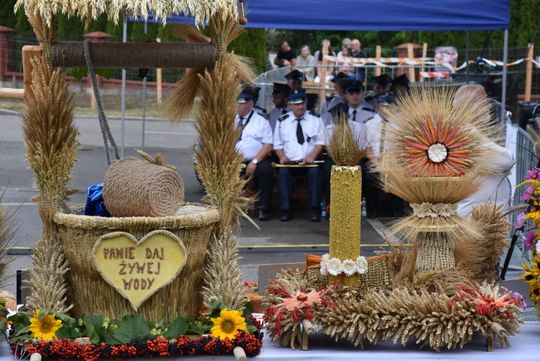 Dożynki powiatu biłgorajskiego w Potoku Górnym - galeria zdjęć