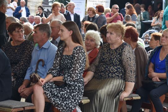 Dożynki powiatu biłgorajskiego w Potoku Górnym - galeria zdjęć