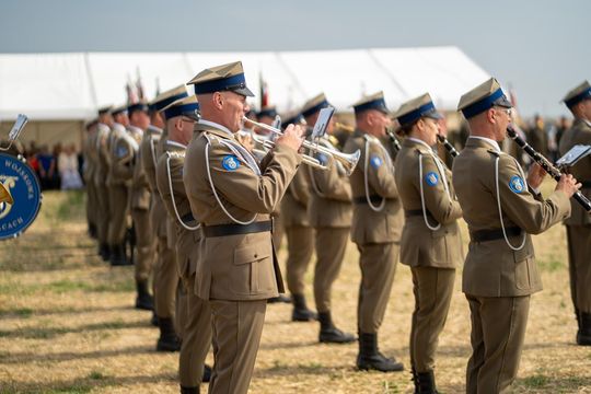 Rekonstrukcja Bitwy pod Komarowem 2025 - galeria zdjęć