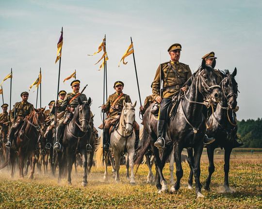 Rekonstrukcja Bitwy pod Komarowem 2025 - galeria zdjęć Rekonstrukcja Bitwy pod Komarowem 2025 - galeria zdjęć