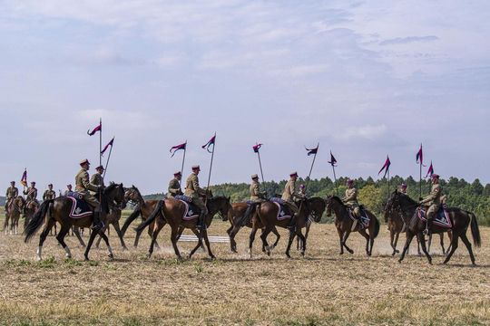 Bitwa pod Komarowem 2025 - zdjęcia z rekonstrukcji historycznej