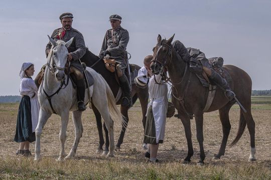 Bitwa pod Komarowem 2025 - zdjęcia z rekonstrukcji historycznej