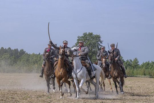 Bitwa pod Komarowem 2025 - zdjęcia z rekonstrukcji historycznej