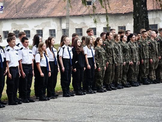 Inauguracja roku szkolnego w Łaszczowie i w zamojskich klasach mundurowych [ZDJĘCIA]