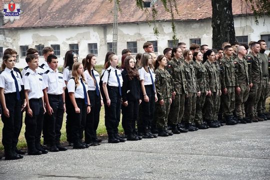 Inauguracja roku szkolnego w Łaszczowie i w zamojskich klasach mundurowych [ZDJĘCIA]