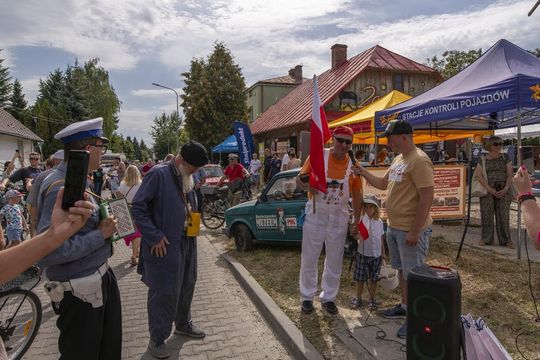 Zlot pojazdów PRL w Zamościu. Zobacz fotorelację
