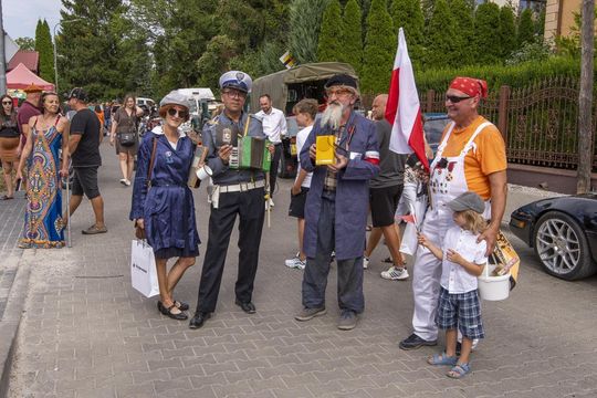 Zlot pojazdów PRL w Zamościu. Zobacz fotorelację