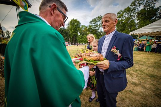 Dożynki gminno-parafialne w Zwierzyńcu [ZDJĘCIA]