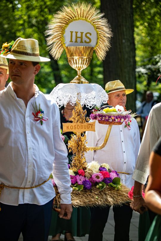 Dożynki gminno-parafialne w Zwierzyńcu [ZDJĘCIA]