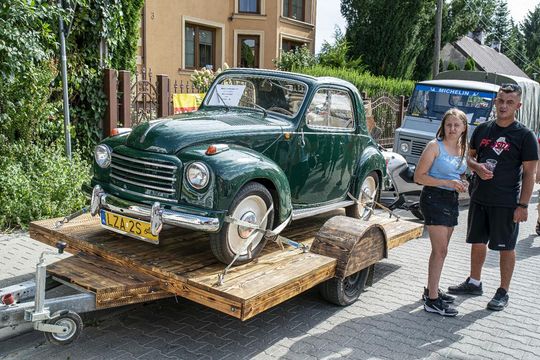 Zlot pojazdów PRL w Zamościu [ZDJĘCIA cz. 2]