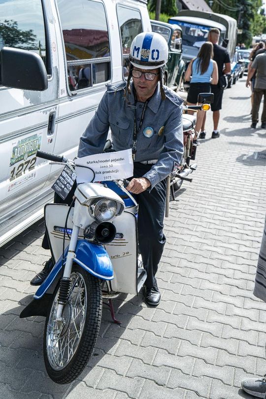 Zlot pojazdów PRL w Zamościu [ZDJĘCIA cz. 2]