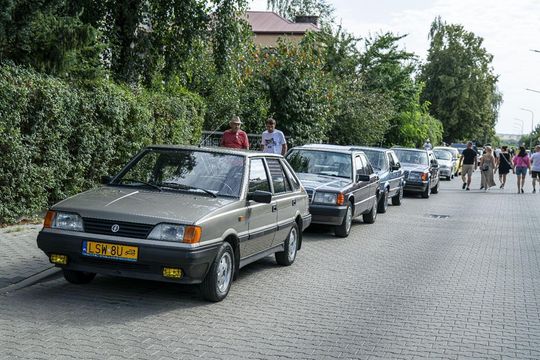Zlot pojazdów PRL w Zamościu [ZDJĘCIA cz. 2]