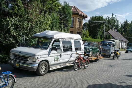 Zlot pojazdów PRL w Zamościu [ZDJĘCIA cz. 2]