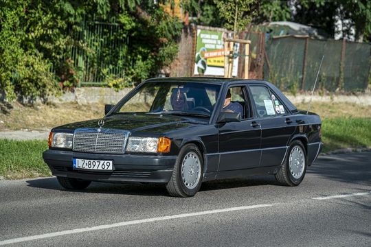 Zlot pojazdów PRL w Zamościu [ZDJĘCIA cz. 2]