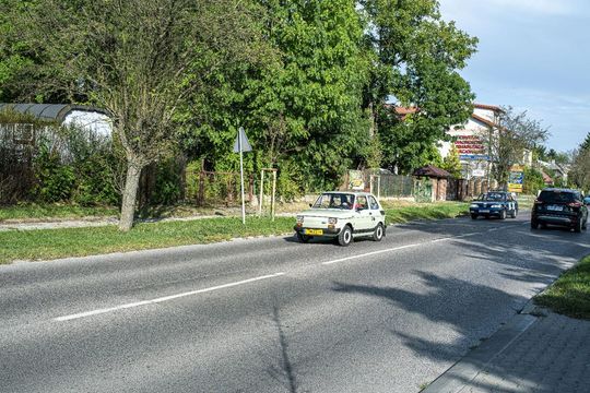 Zlot pojazdów PRL w Zamościu [ZDJĘCIA cz. 2]