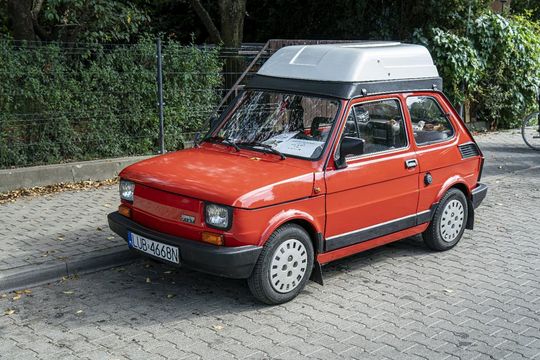 Zlot pojazdów PRL w Zamościu [ZDJĘCIA cz. 2]