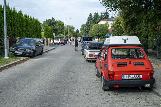 Zlot pojazdów PRL w Zamościu [ZDJĘCIA cz. 2]