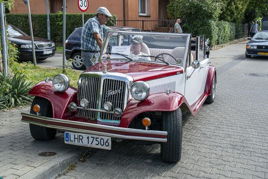 Zlot pojazdów PRL w Zamościu [ZDJĘCIA cz. 2]
