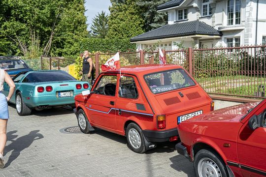 Zlot pojazdów PRL w Zamościu [ZDJĘCIA cz. 2]