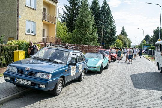 Zlot pojazdów PRL w Zamościu [ZDJĘCIA cz. 2]