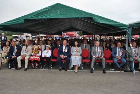 Dożynki powiatu tomaszowskiego w  Tyszowcach [ZDJĘCIA cz. 1]