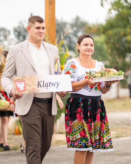 Dożynki powiatu tomaszowskiego w  Tyszowcach [ZDJĘCIA cz. 1]