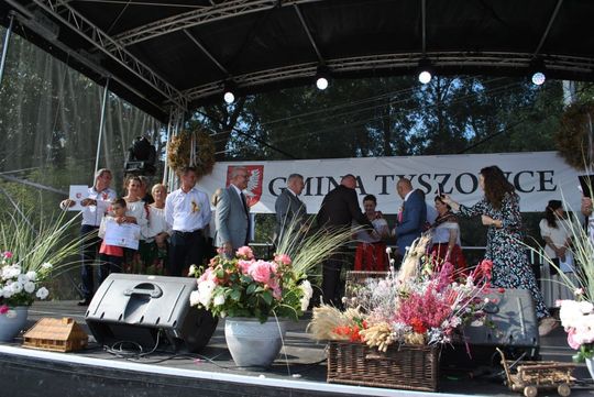 Dożynki powiatu tomaszowskiego w  Tyszowcach [ZDJĘCIA cz. 1]