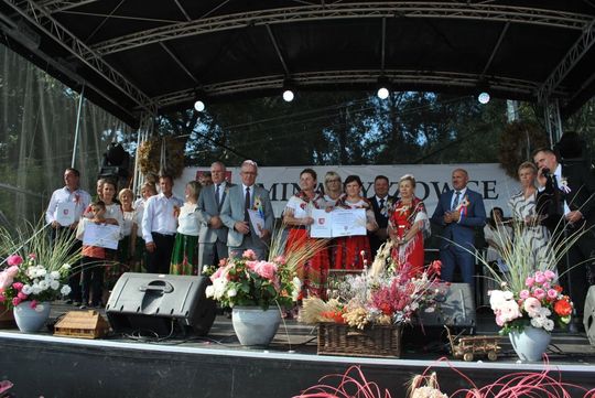 Dożynki powiatu tomaszowskiego w  Tyszowcach [ZDJĘCIA cz. 1]