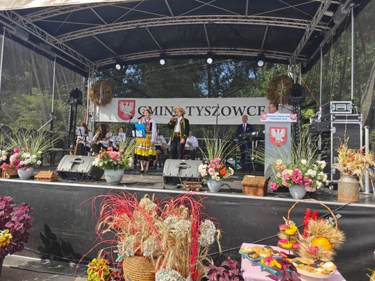 Dożynki powiatu tomaszowskiego w  Tyszowcach [ZDJĘCIA cz. 1]