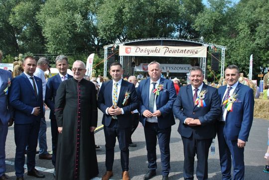 Dożynki powiatu tomaszowskiego w  Tyszowcach [ZDJĘCIA cz. 1]