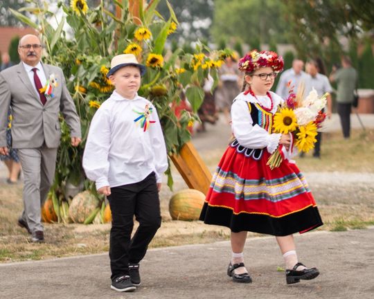 Dożynki powiatu tomaszowskiego w  Tyszowcach [ZDJĘCIA cz. 1]