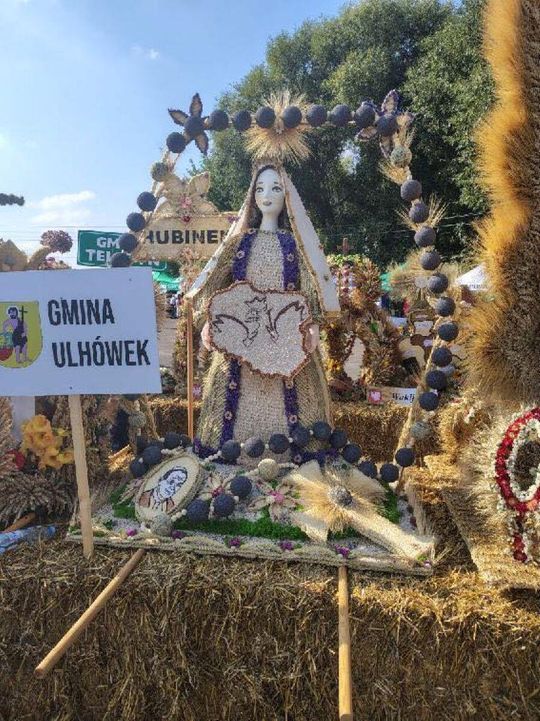 Dożynki powiatu tomaszowskiego w  Tyszowcach [ZDJĘCIA cz. 1]