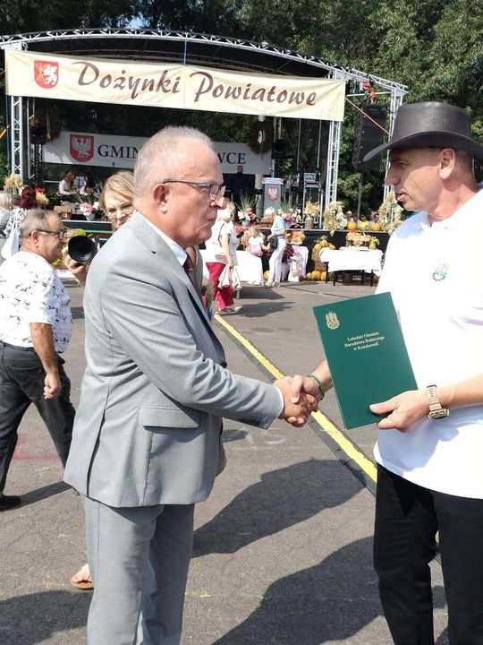 Dożynki powiatu tomaszowskiego w  Tyszowcach [ZDJĘCIA cz. 1]