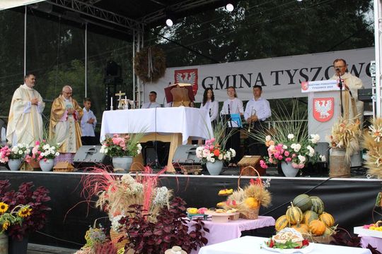 Dożynki powiatu tomaszowskiego w  Tyszowcach [ZDJĘCIA cz. 2]