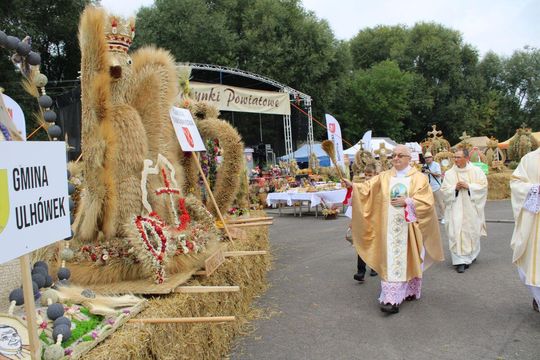 Dożynki powiatu tomaszowskiego w  Tyszowcach [ZDJĘCIA cz. 2]