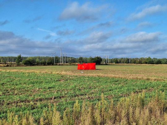 Gdzie spadły drony? W Czosnówce zlokalizowano pierwszy [ZDJĘCIA]