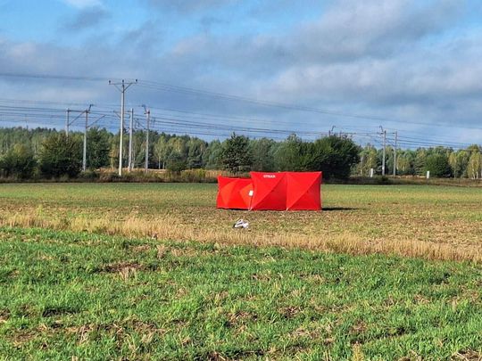 Gdzie spadły drony? W Czosnówce zlokalizowano pierwszy [ZDJĘCIA]