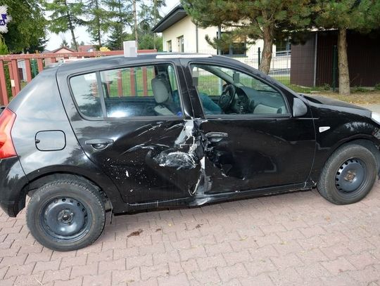 Sitno: 17-latek ranny po zderzeniu z samochodem, kierująca nie ustąpiła pierwszeństwa [ZDJĘCIA]