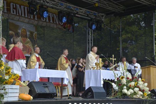 Dożynki powiatowe w Kornelówce [ZDJĘCIA]