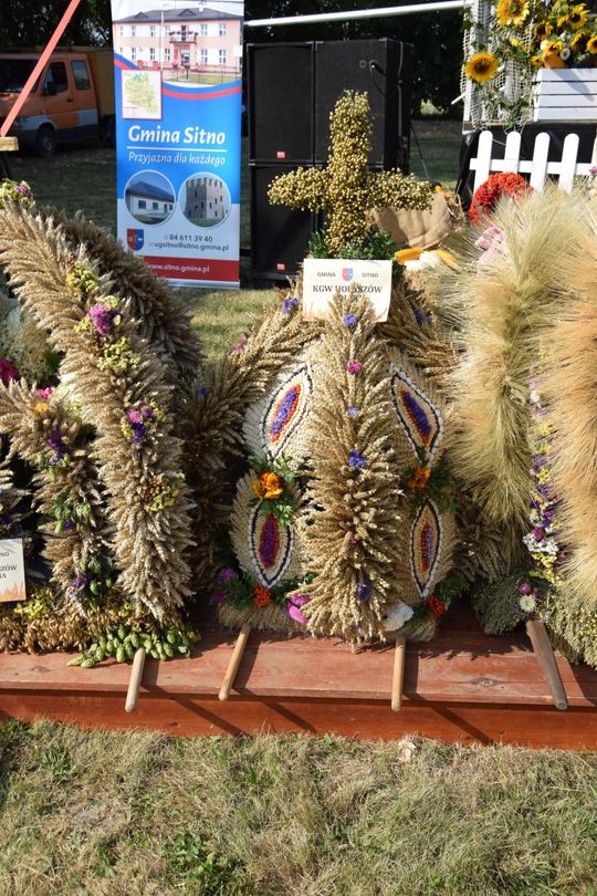 Dożynki powiatowe w Kornelówce [ZDJĘCIA]