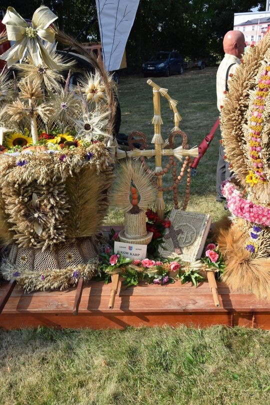 Dożynki powiatowe w Kornelówce [ZDJĘCIA]