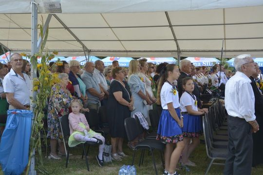 Dożynki powiatowe w Kornelówce [ZDJĘCIA]