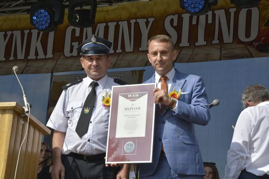 Dożynki powiatowe w Kornelówce [ZDJĘCIA]